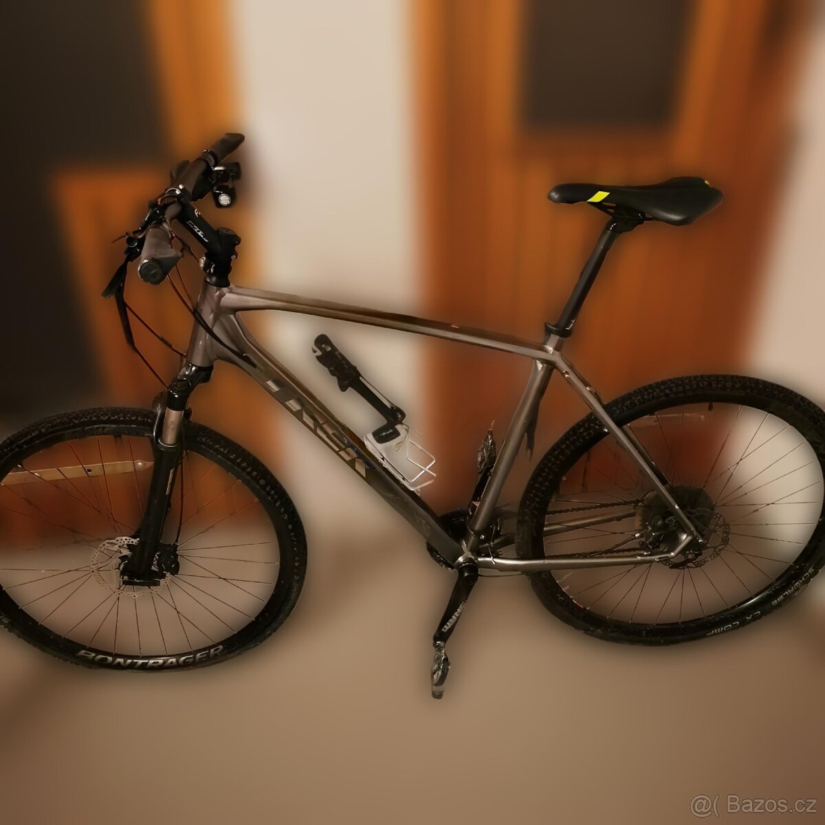 Trekingové kolo Trek