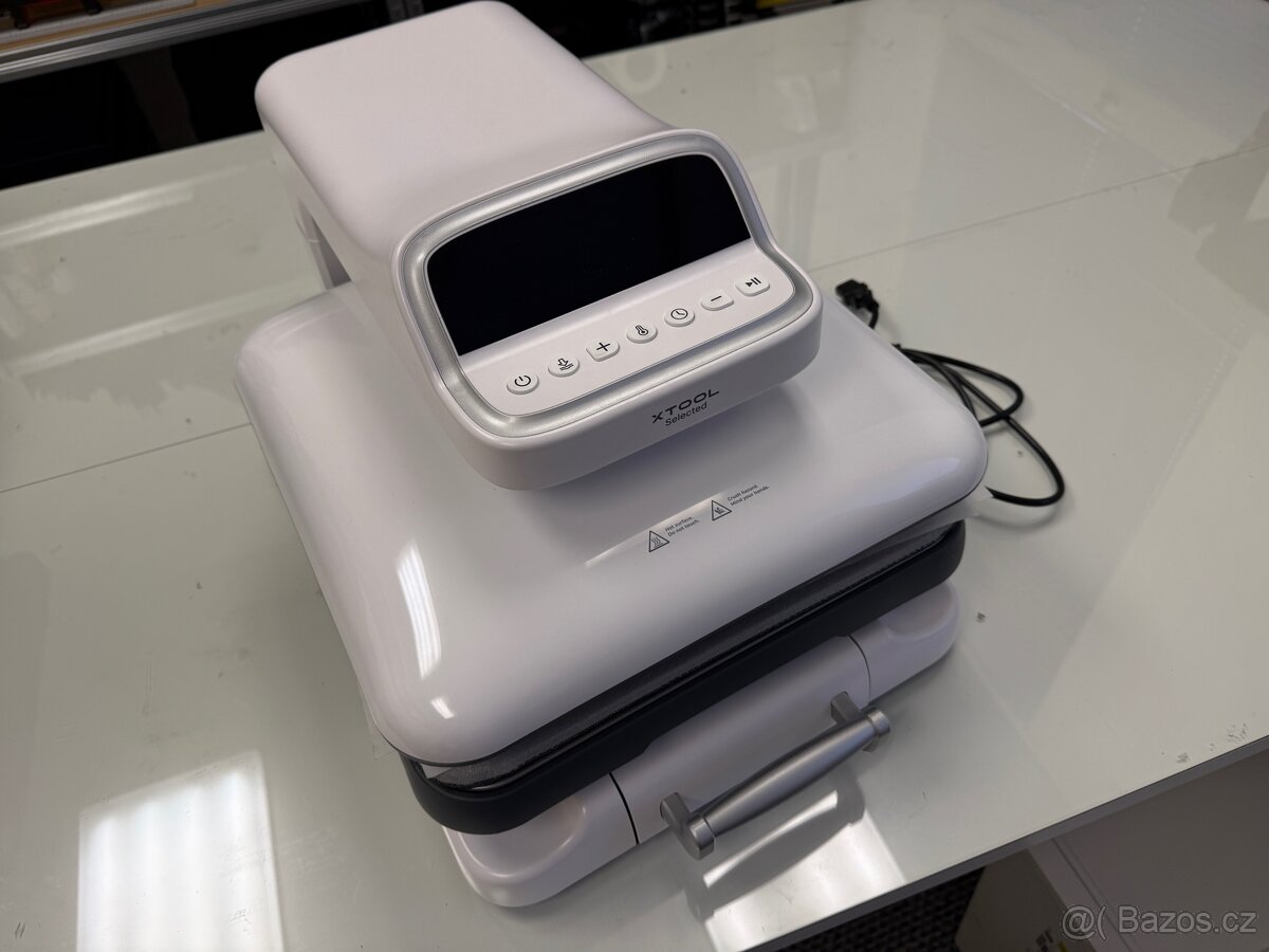 Automatický termolis Xtool HP2