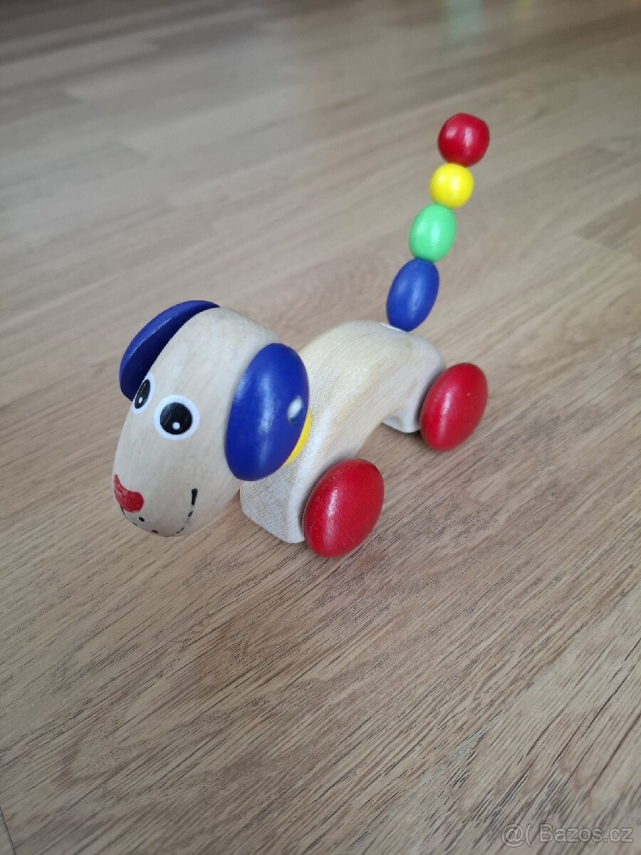Dřevěný pejsek s rolničkou Detoa