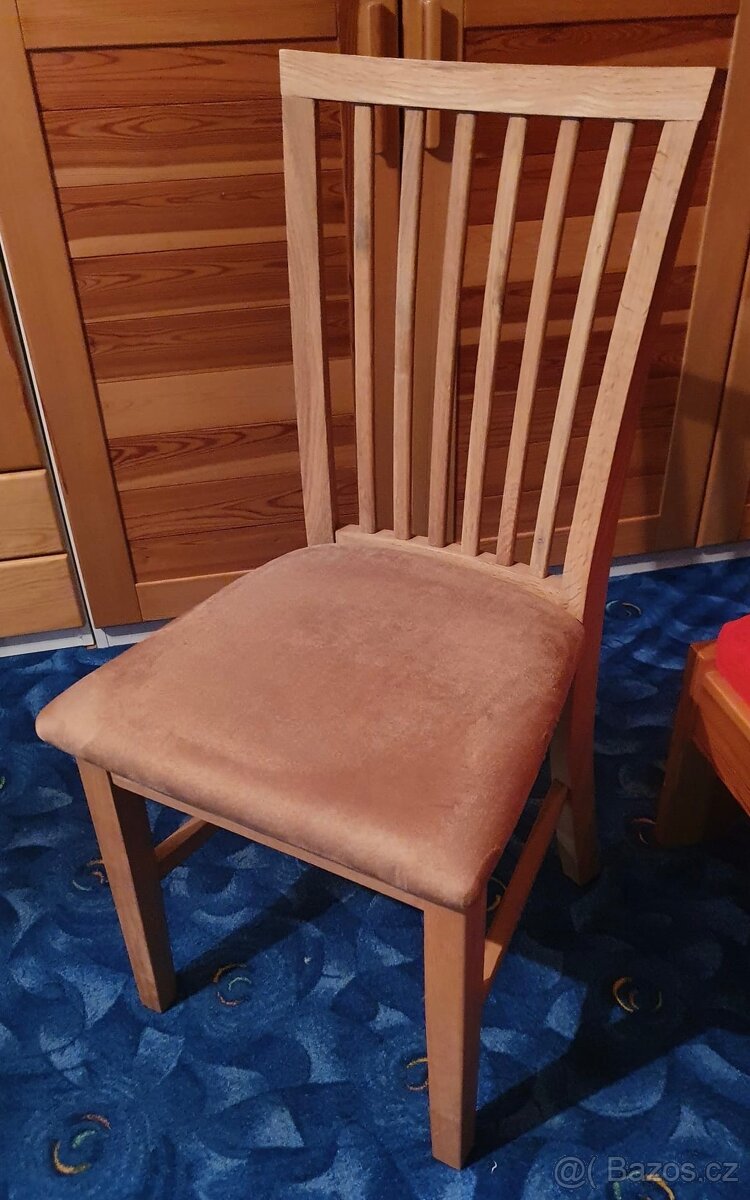 Židle z dubového masivu