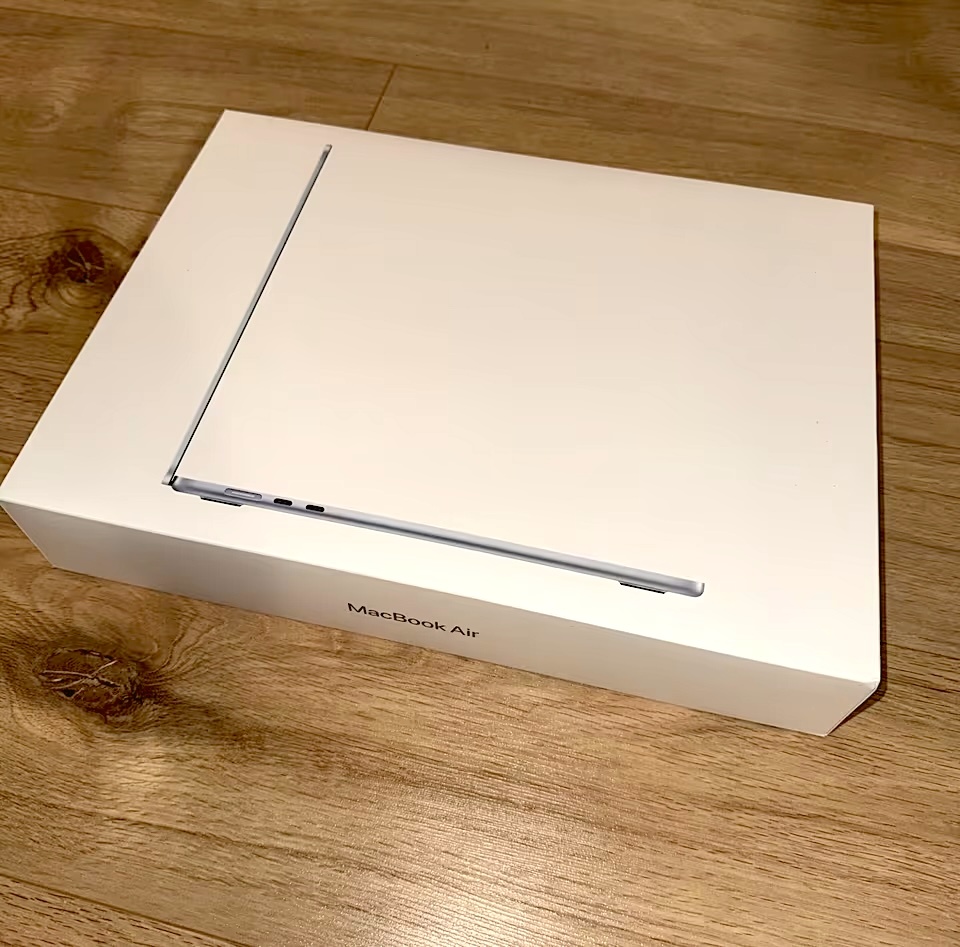 MacBook Air M4 - ZÁRUKA 24 měsíců, Office v ceně - NOVÝ