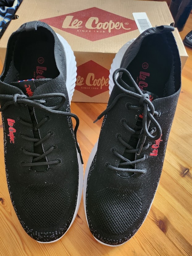 Sneakers, Lee Cooper