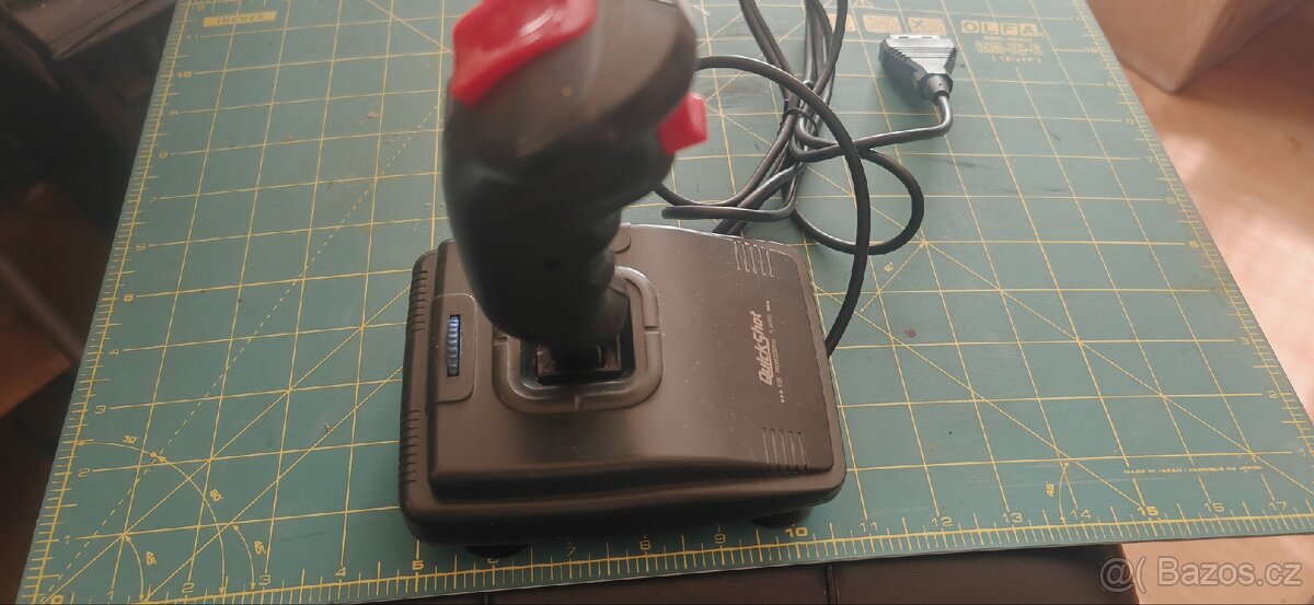 Ovladač joystick QuickShot