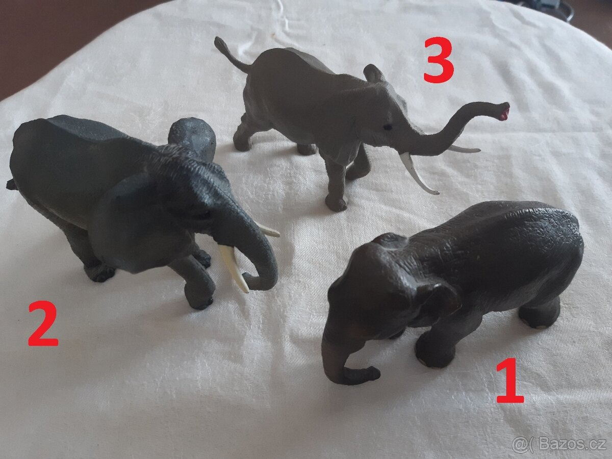 47. Slon zn. SCHLEICH a neznačkové