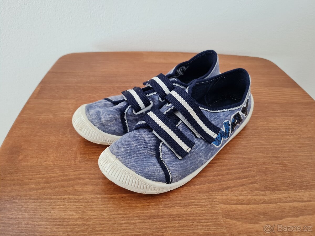 Dívčí tenisky vel.34