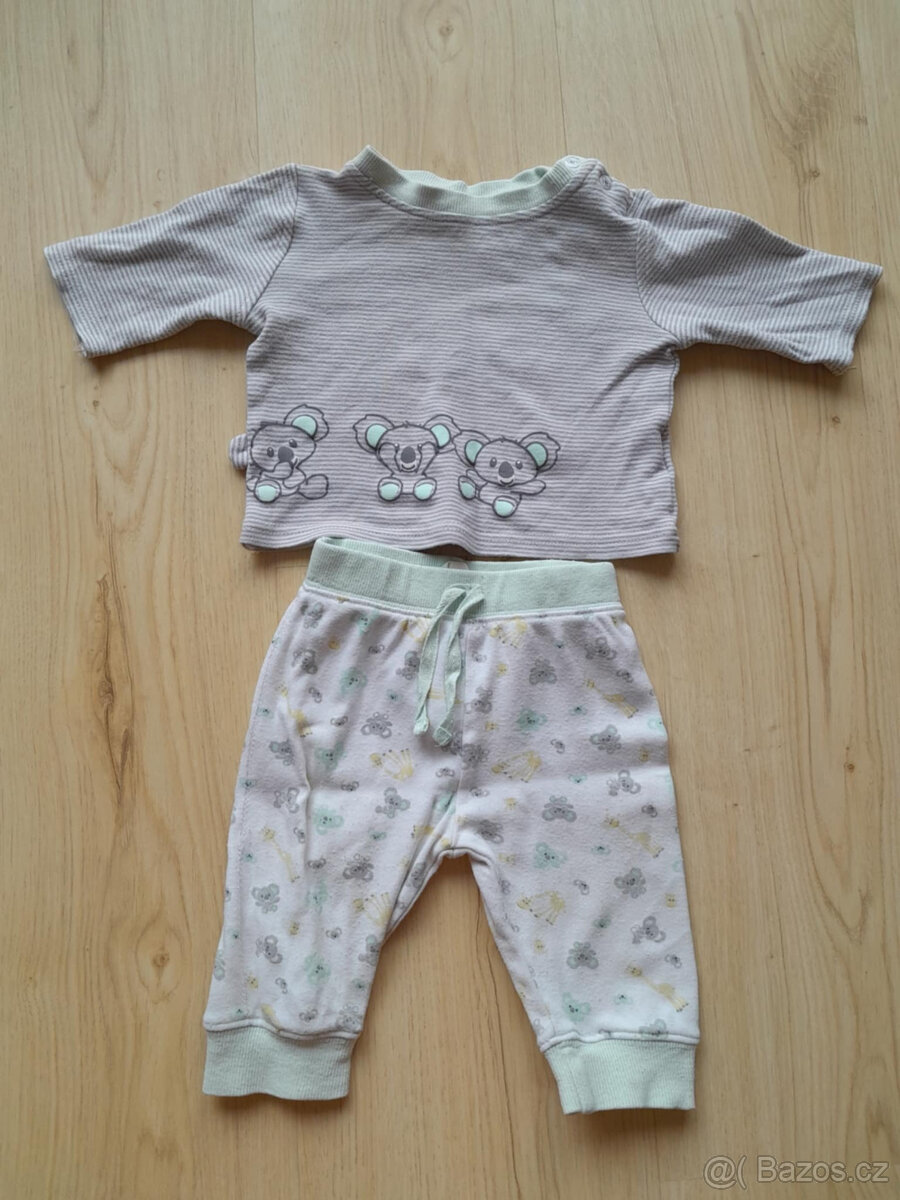 Tričko a tepláčky 68