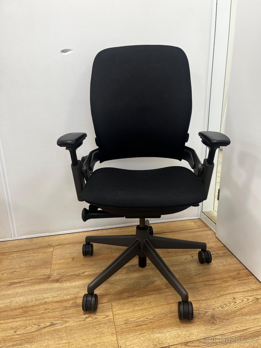 Steelcase Leap V2 (Showroommodel)
