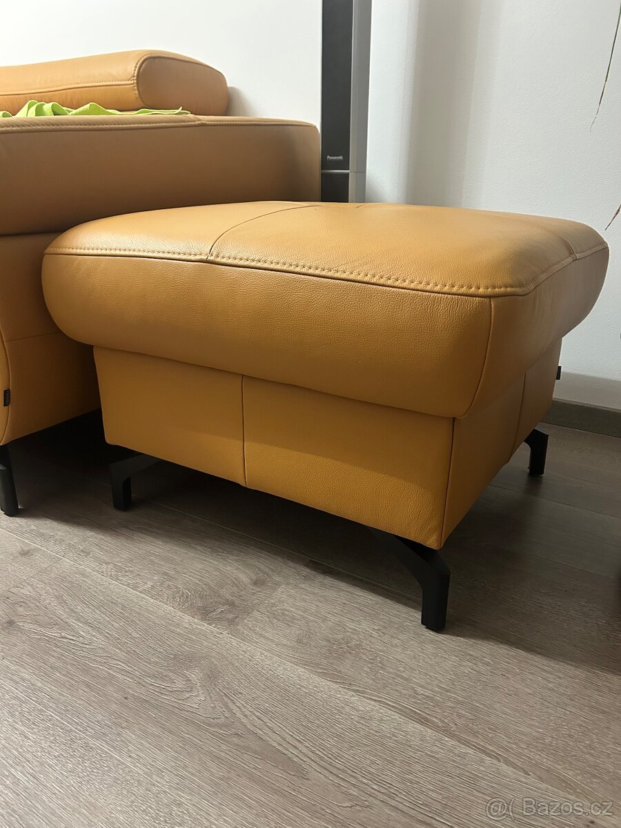 Novel TABURET, kůže, curry žlutá