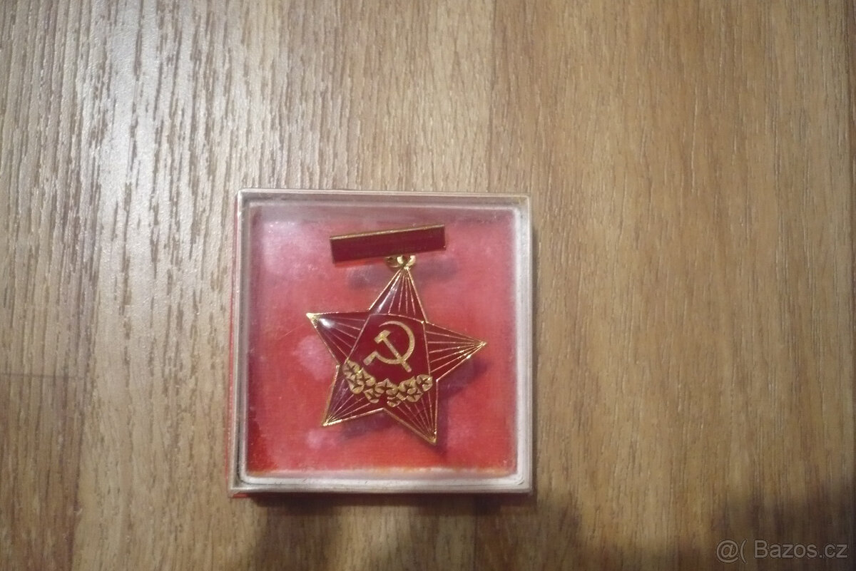 odznaky a vyznamenání sbírečka