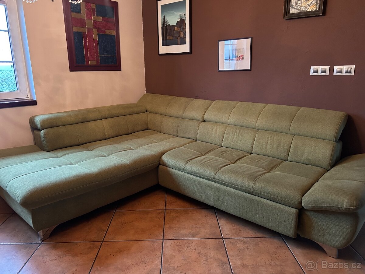 Prodám rozkládací rohovou sedací soupravu