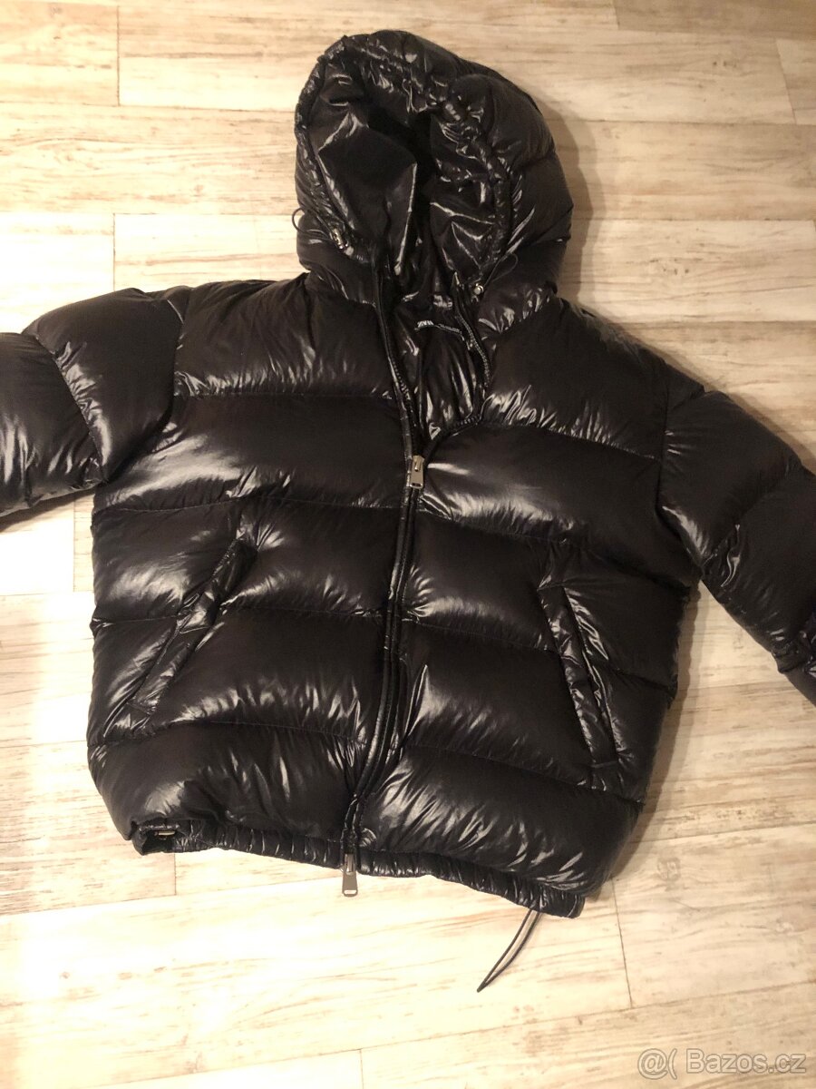 Prodam bundu 42/L Zara prodano