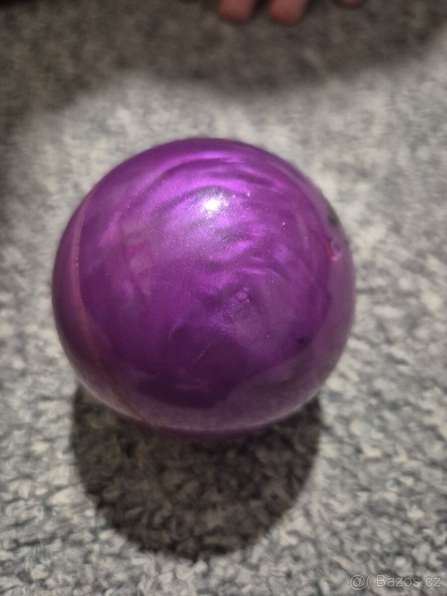 Fialová koule