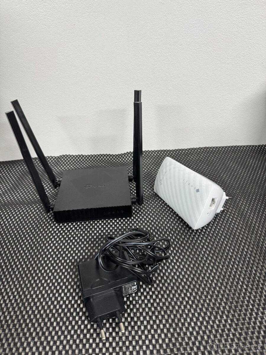 Router TP-Link Archer C64 + repeater/extender RE200