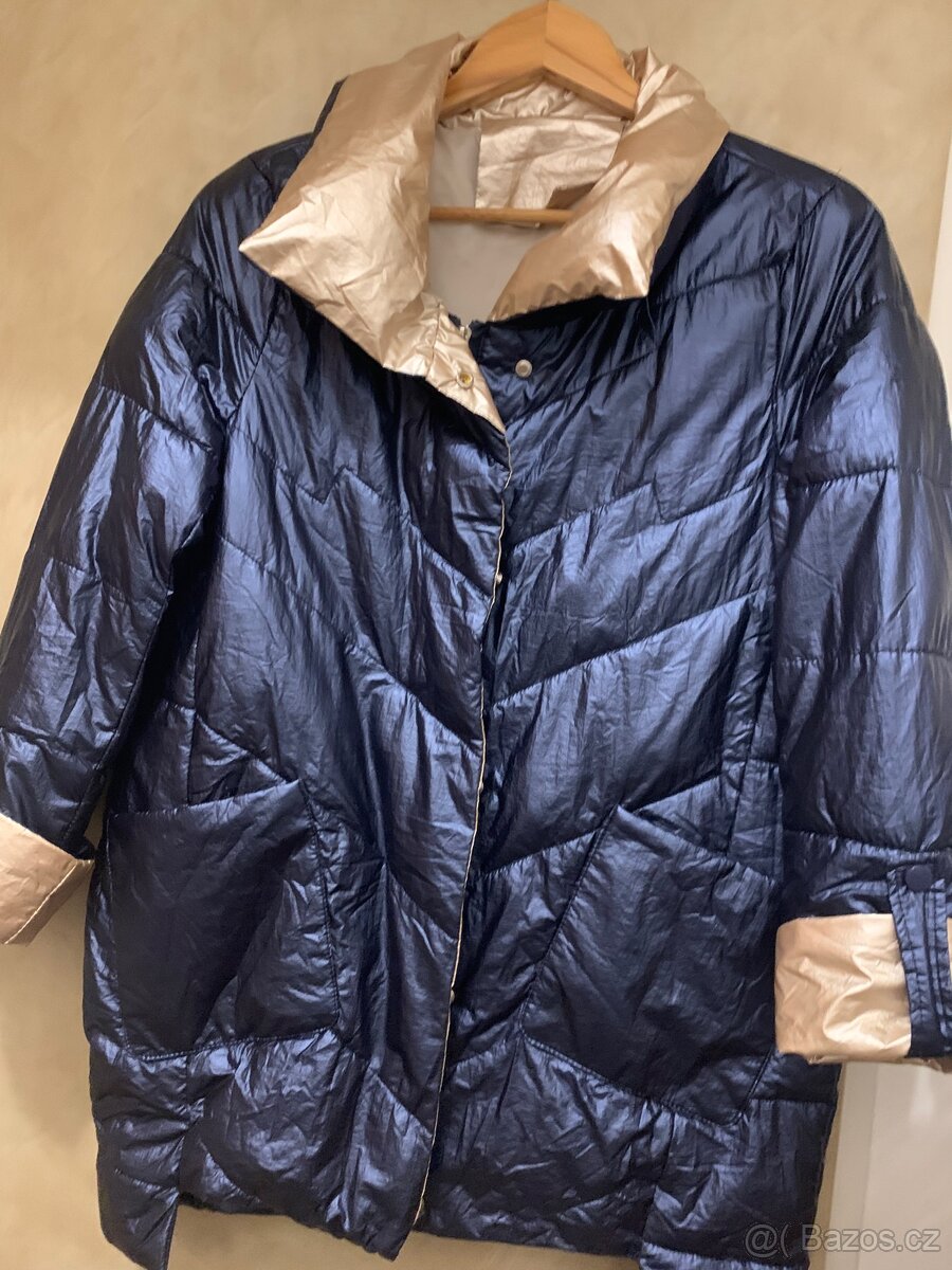 Krasna prechodova bunda top stav