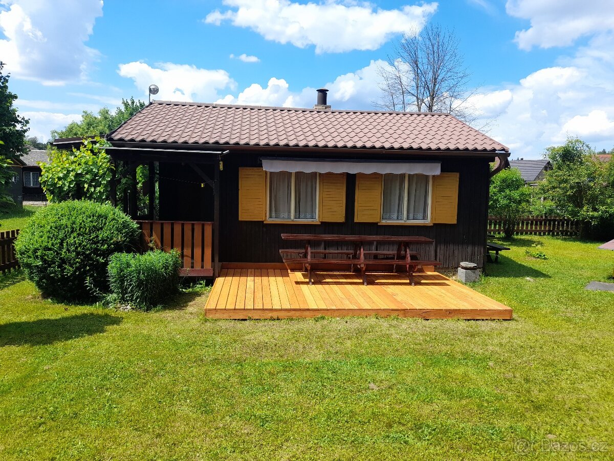 Prodám chatu u Lužnice ( Dobronice u Bechyně)