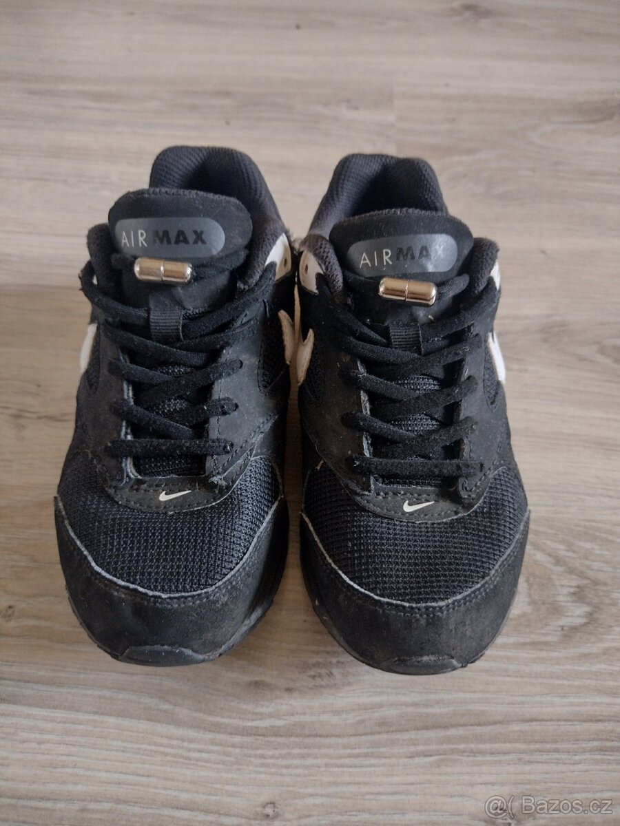 Nike obuv, velikost 30