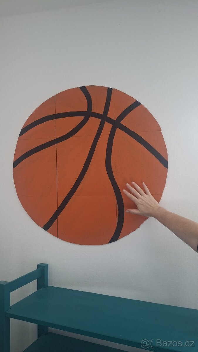 Dekorace na zeď míč