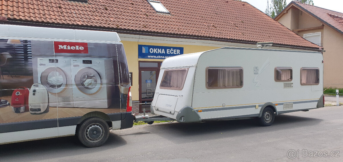 velký karavan Knaus 550