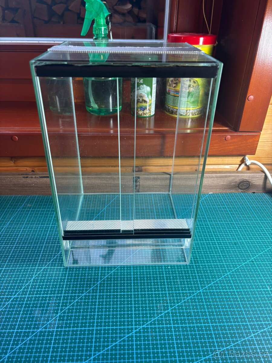 Prodám malé terárium SLEVA