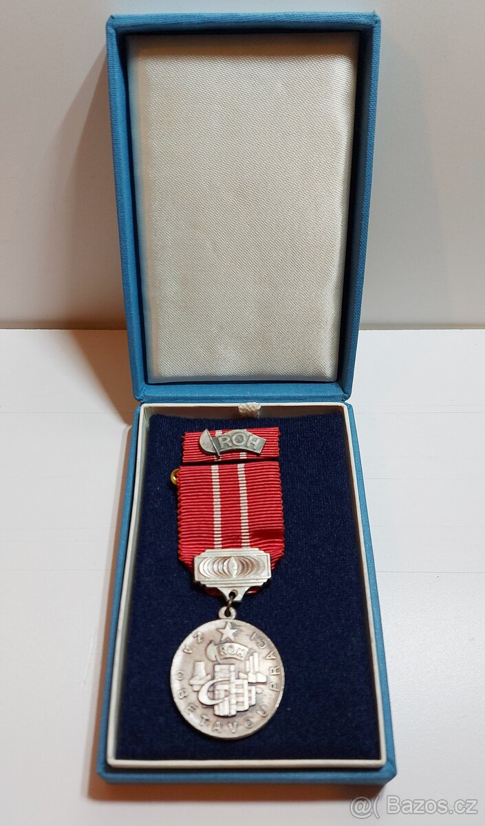 Medaile Za obětavou práci ROH - odznak