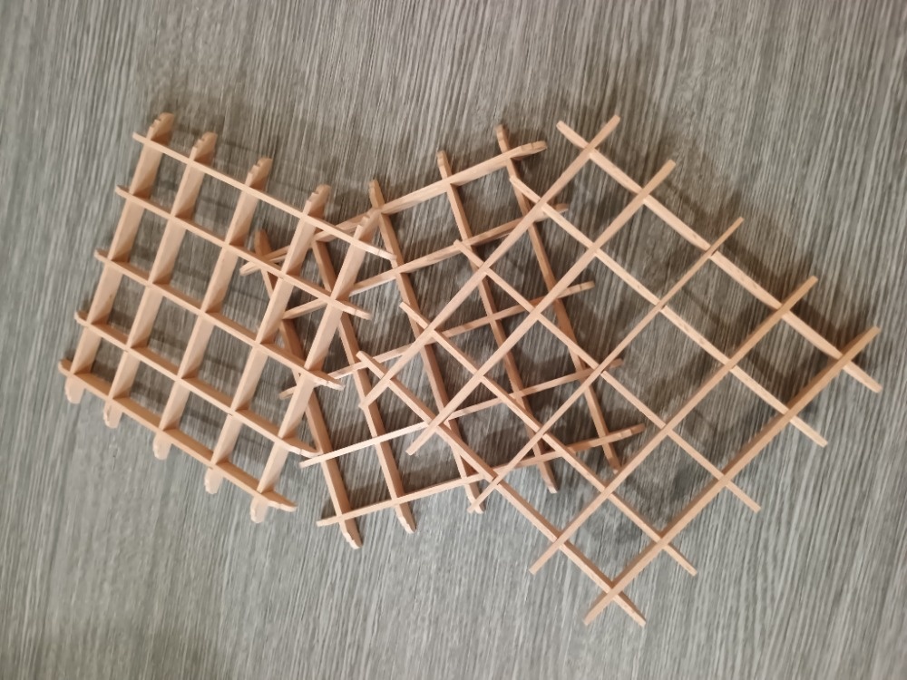 Dřevěné podložky zdobené