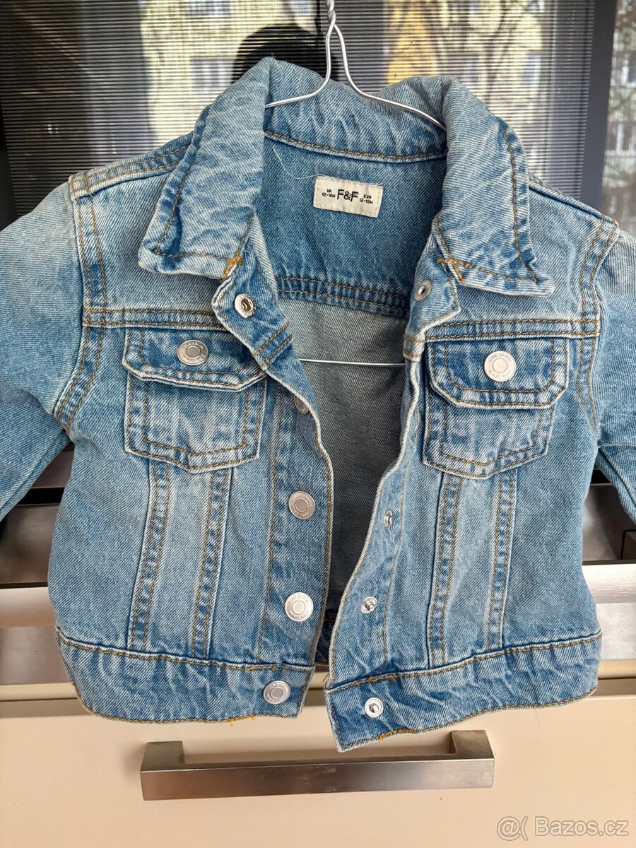 Dětská džínová bundu značky F&F. Vel. 12-18 m