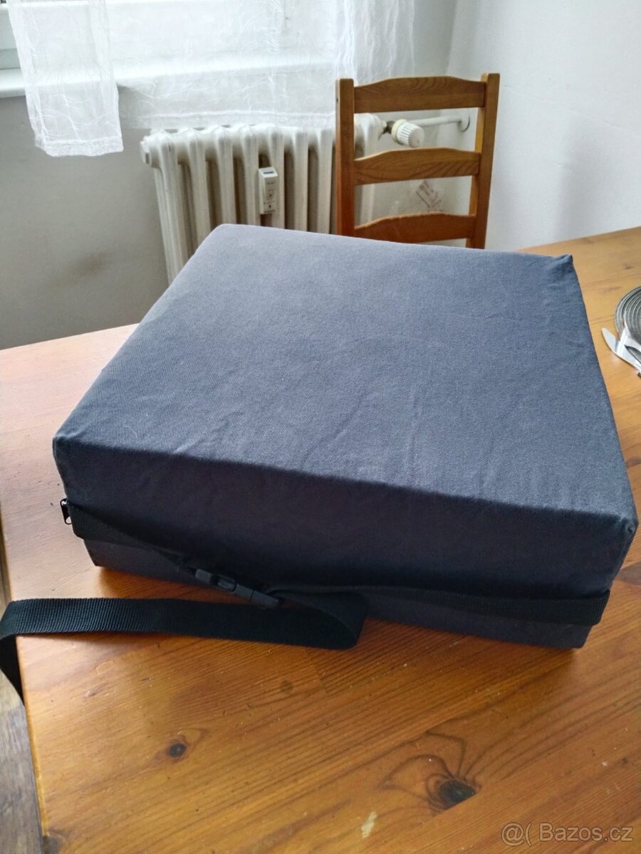 Rehabilitační sedací kvádr