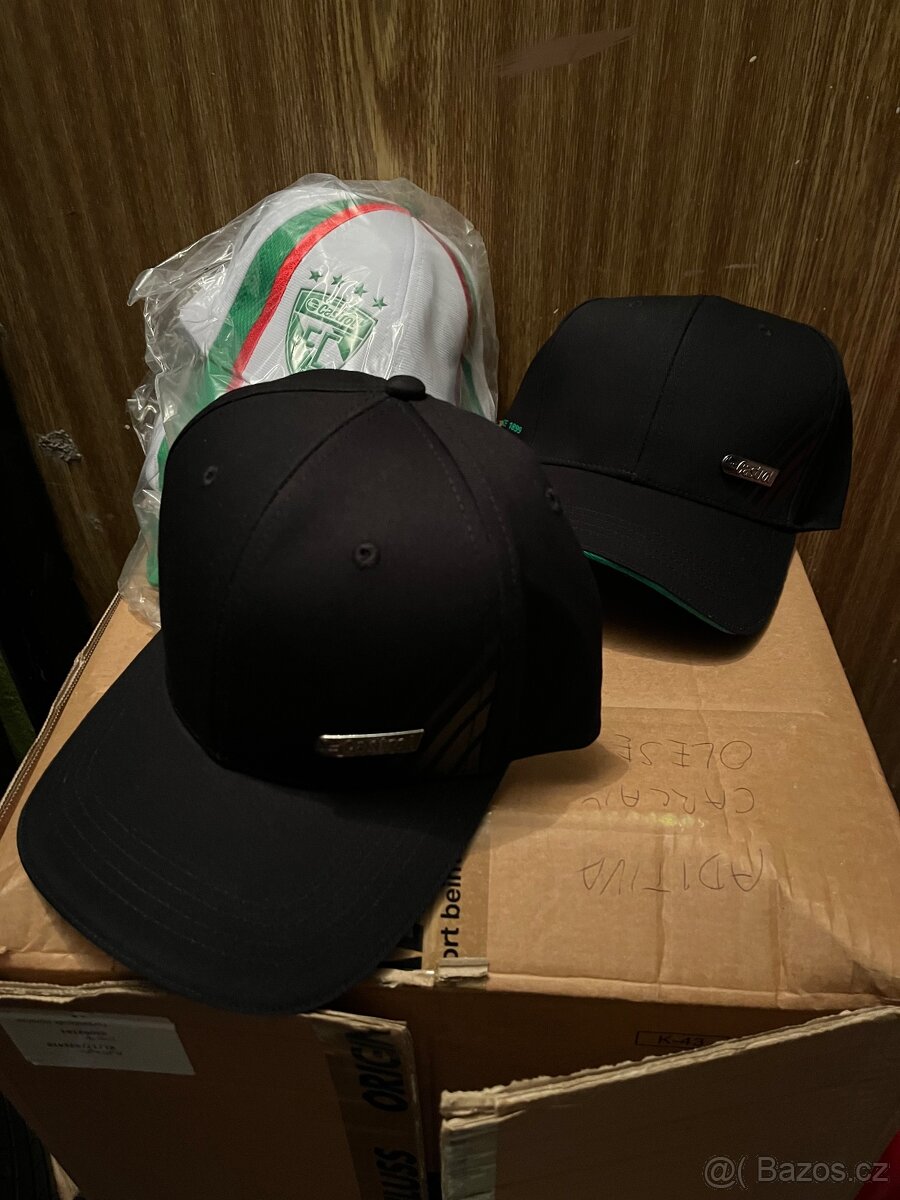 Nové čepice kšiltovky Castrol atd