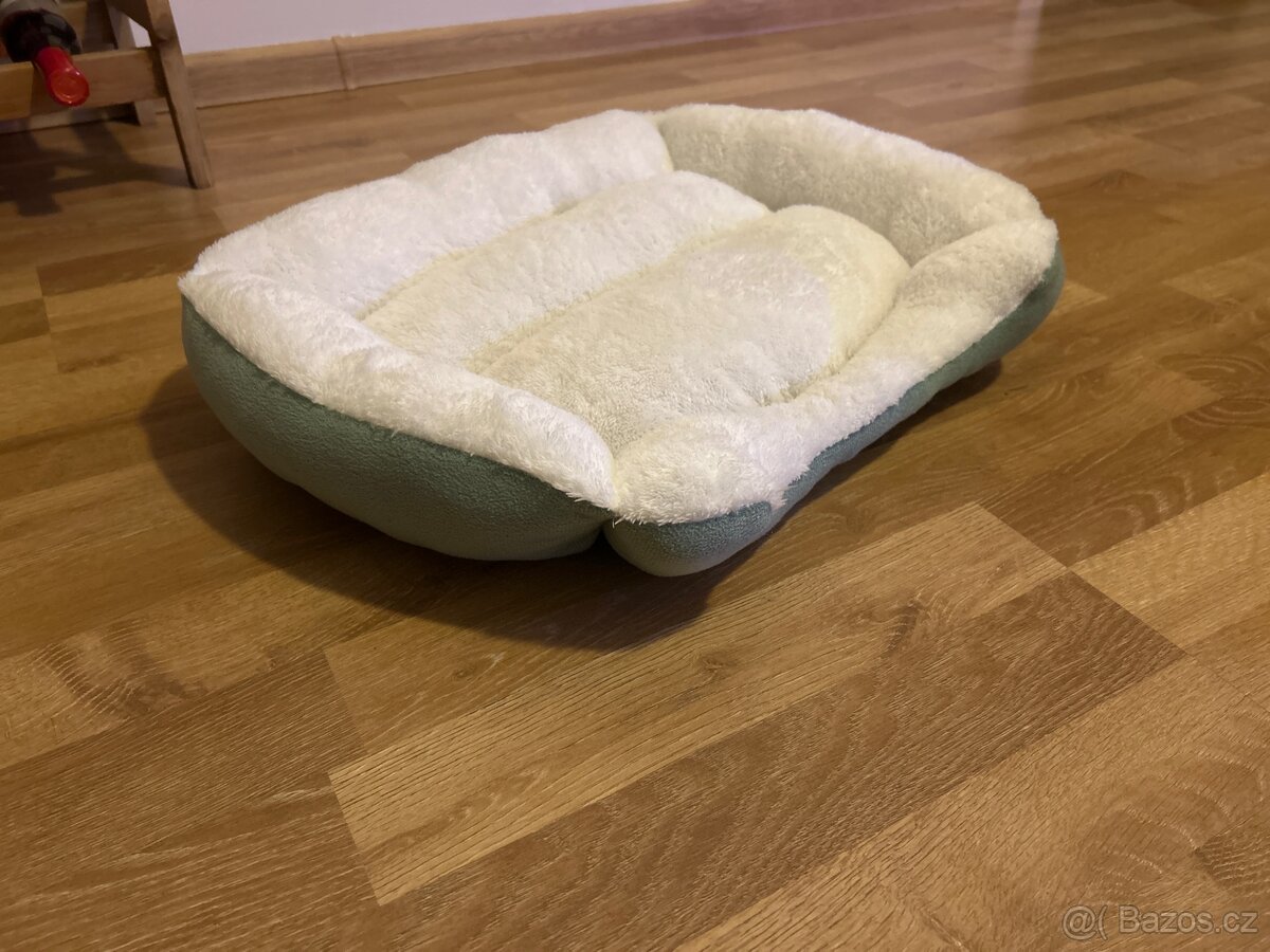 Pelíšek pro kočku/ malého psa