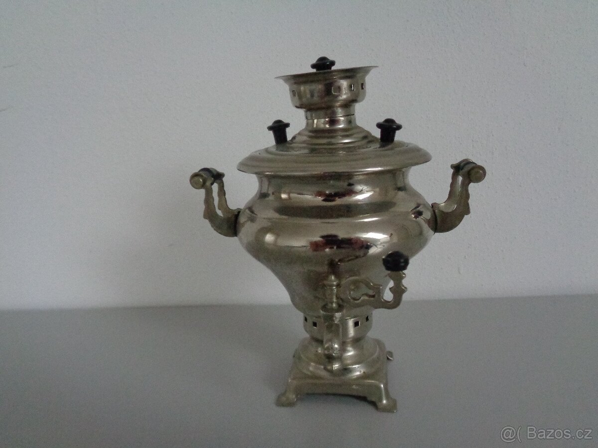 Dekorativní samovar