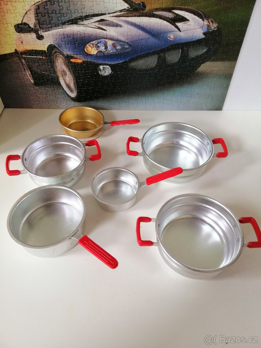 Nádobí pro panenky