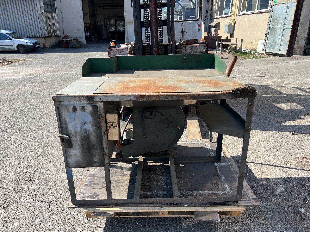 Svářecí stůl s odsáváním, typ SSW-24