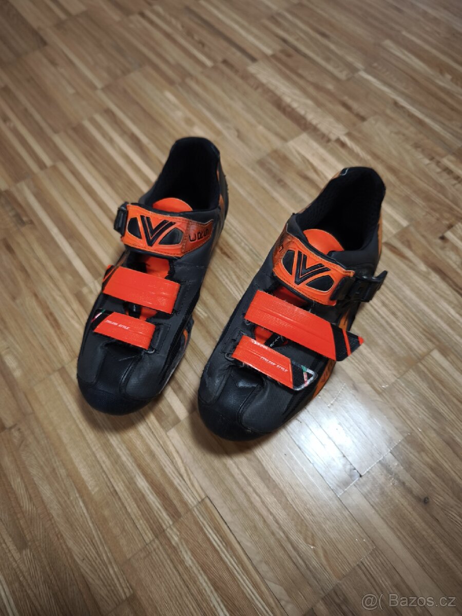 MTB tretry VITTORIA CAPTOR CRS vel. 37