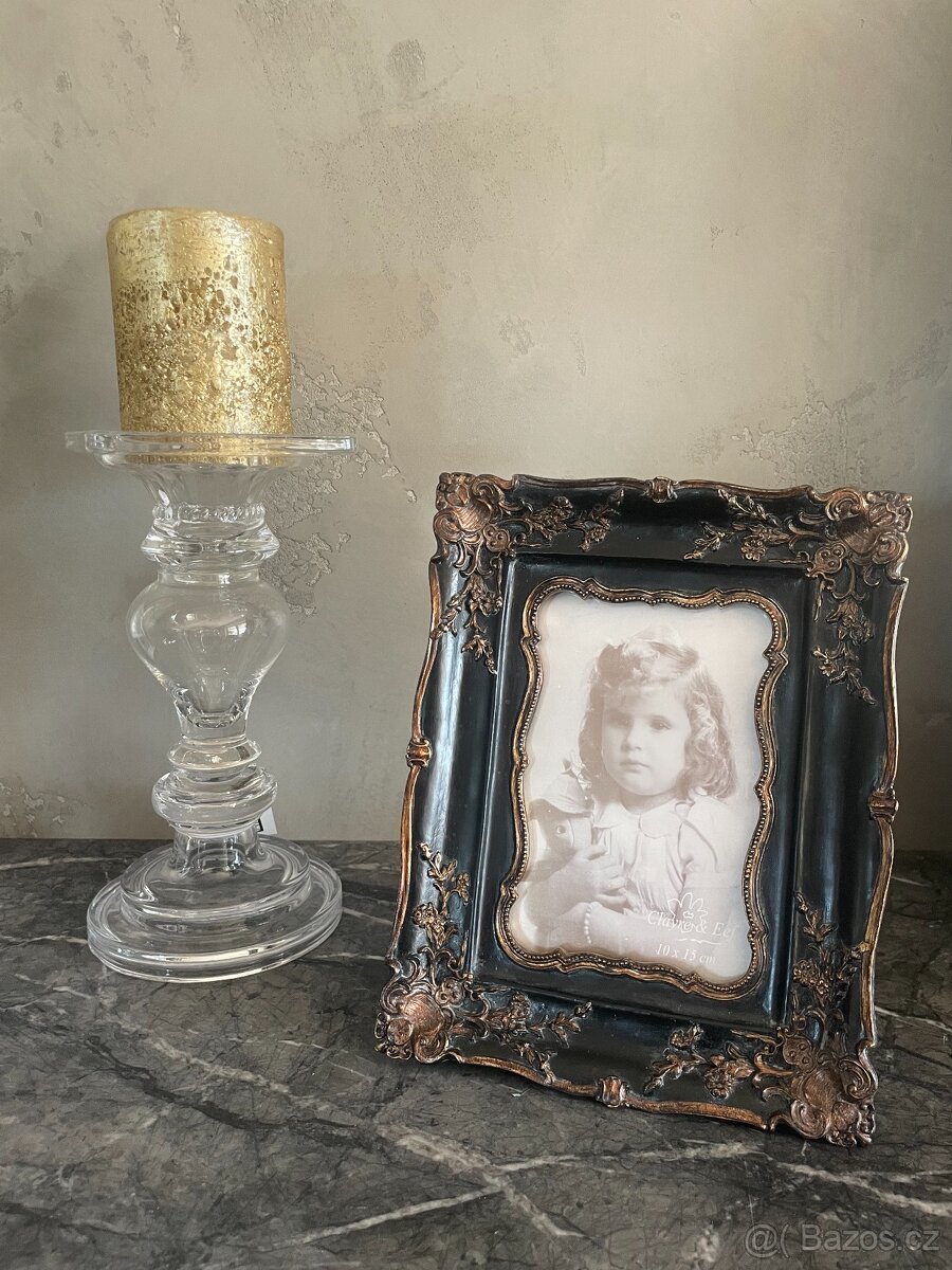 stylový fotorám zlatý nebo černý