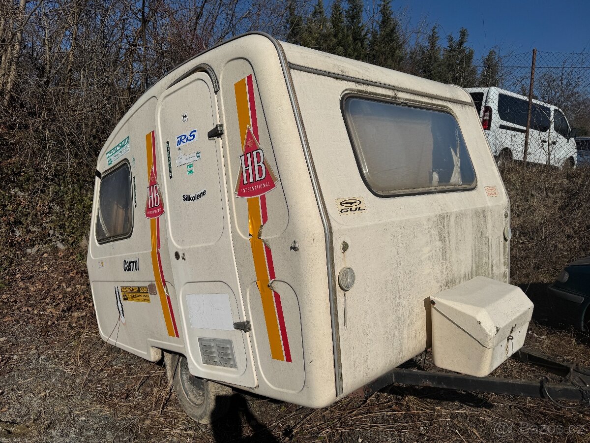 Karavan Polák N126 - ZAMLUVENO