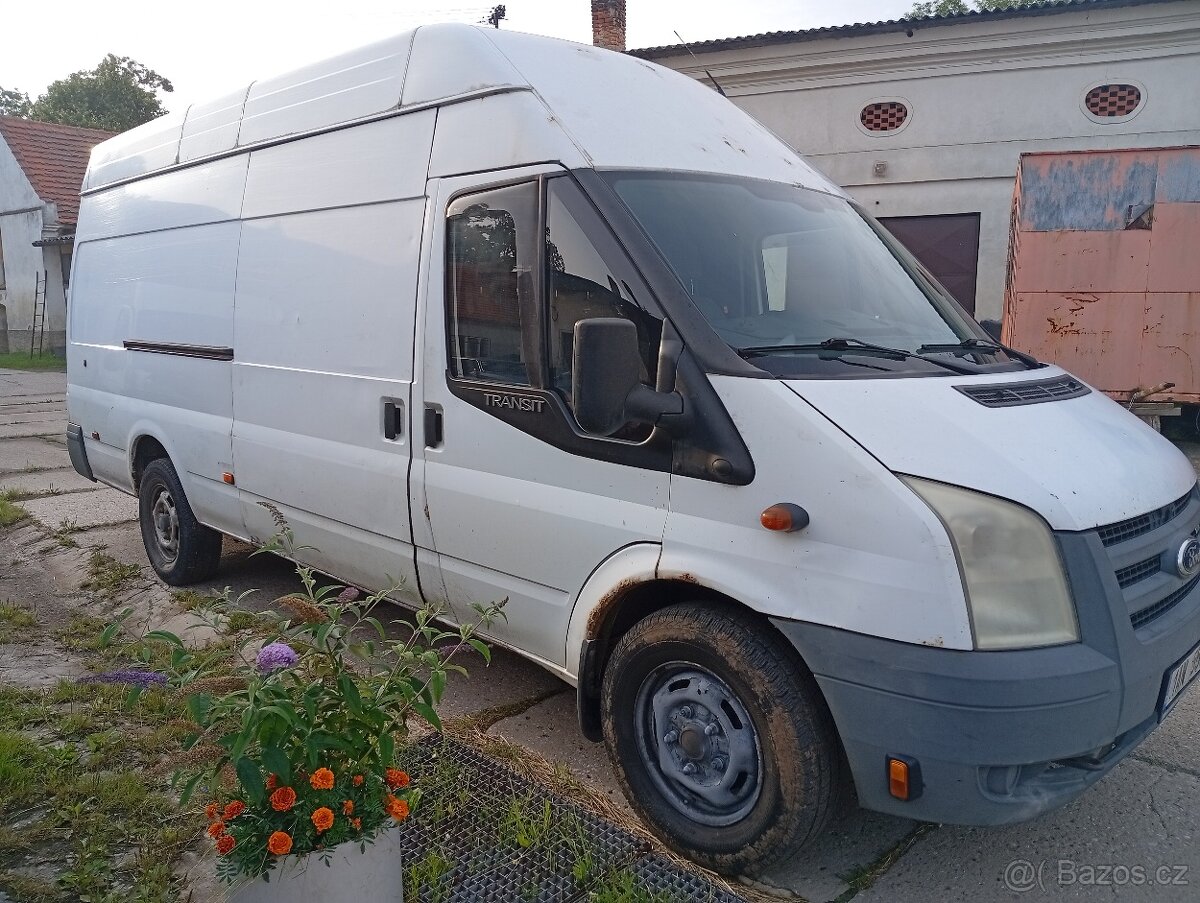 Akční cena - pronájem dodávky Ford Transit
