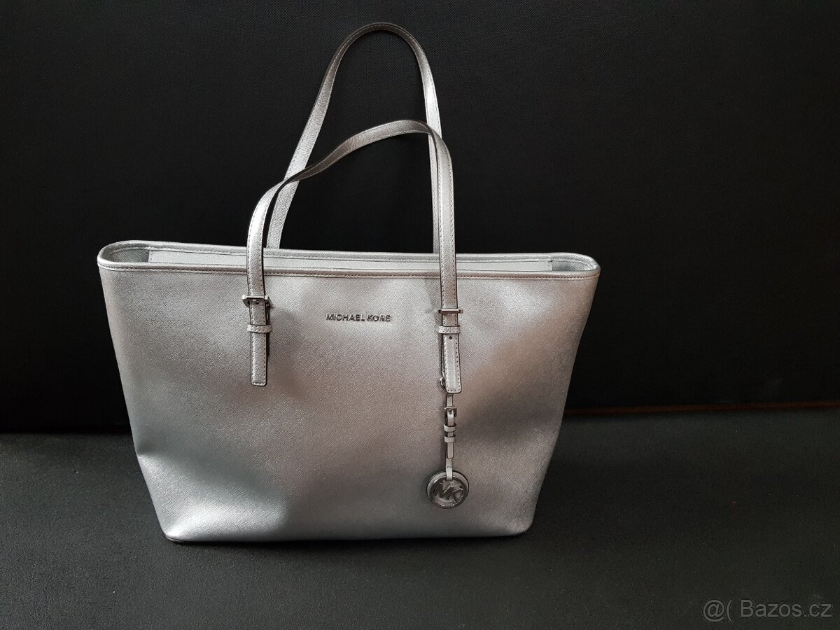 Velká stříbrná kabelka MICHAEL KORS