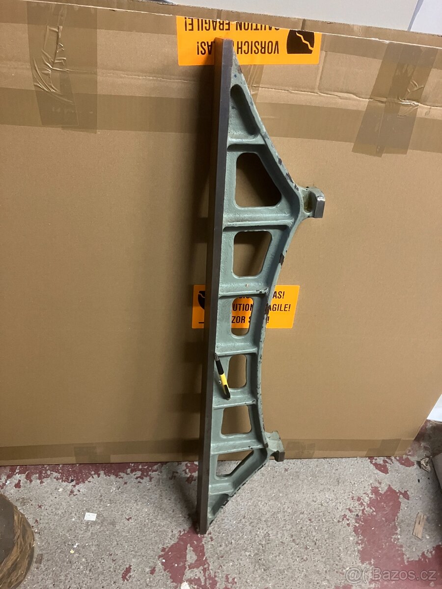 Litinové příměrné mostové pravítko 1000mm