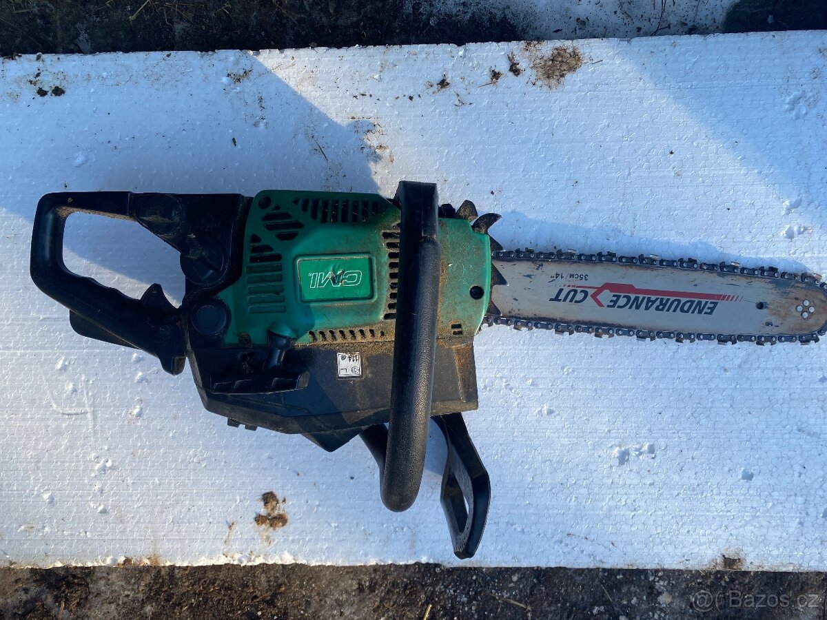 Motorova pila na nahradni dily