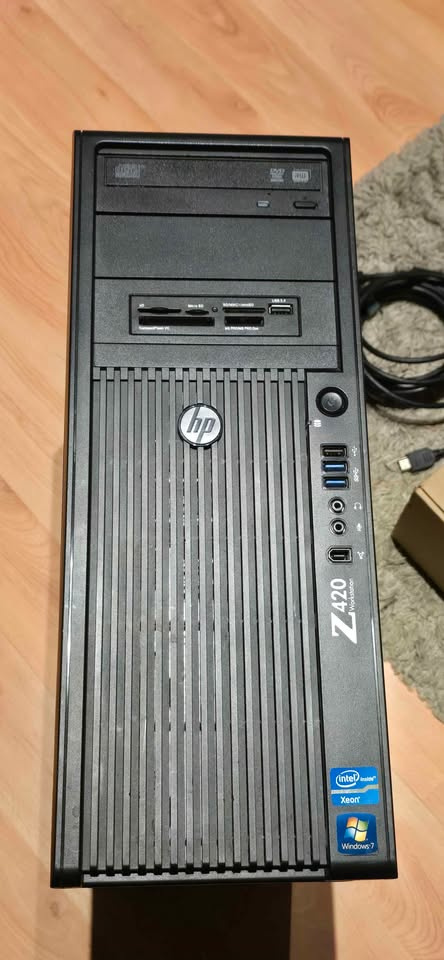 Prodám HP Z420 workstation - pracovní stanici