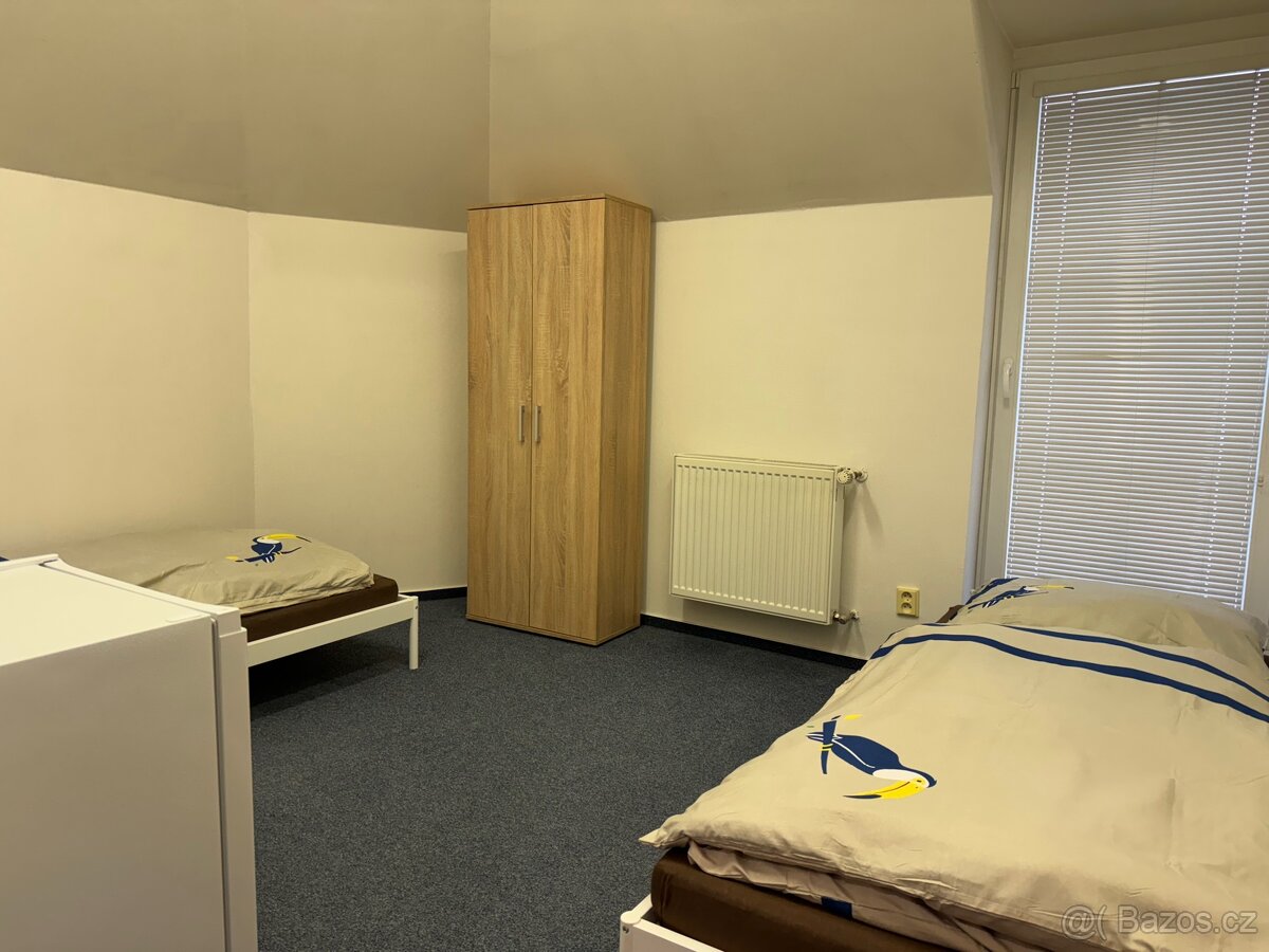 LEVNÉ UBYTOVÁNÍ PRAHA 9 - ČAKOVICE