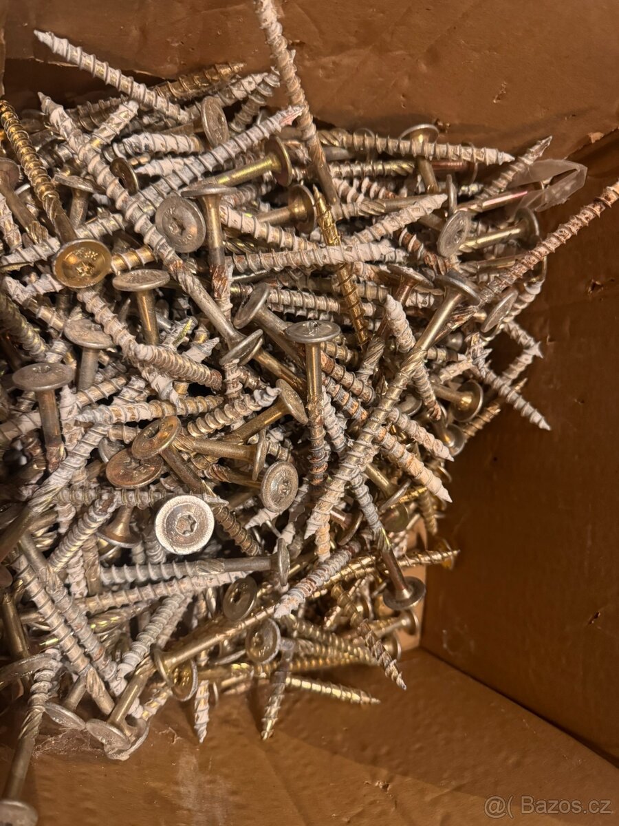 Vruty na bednění do Ytongu