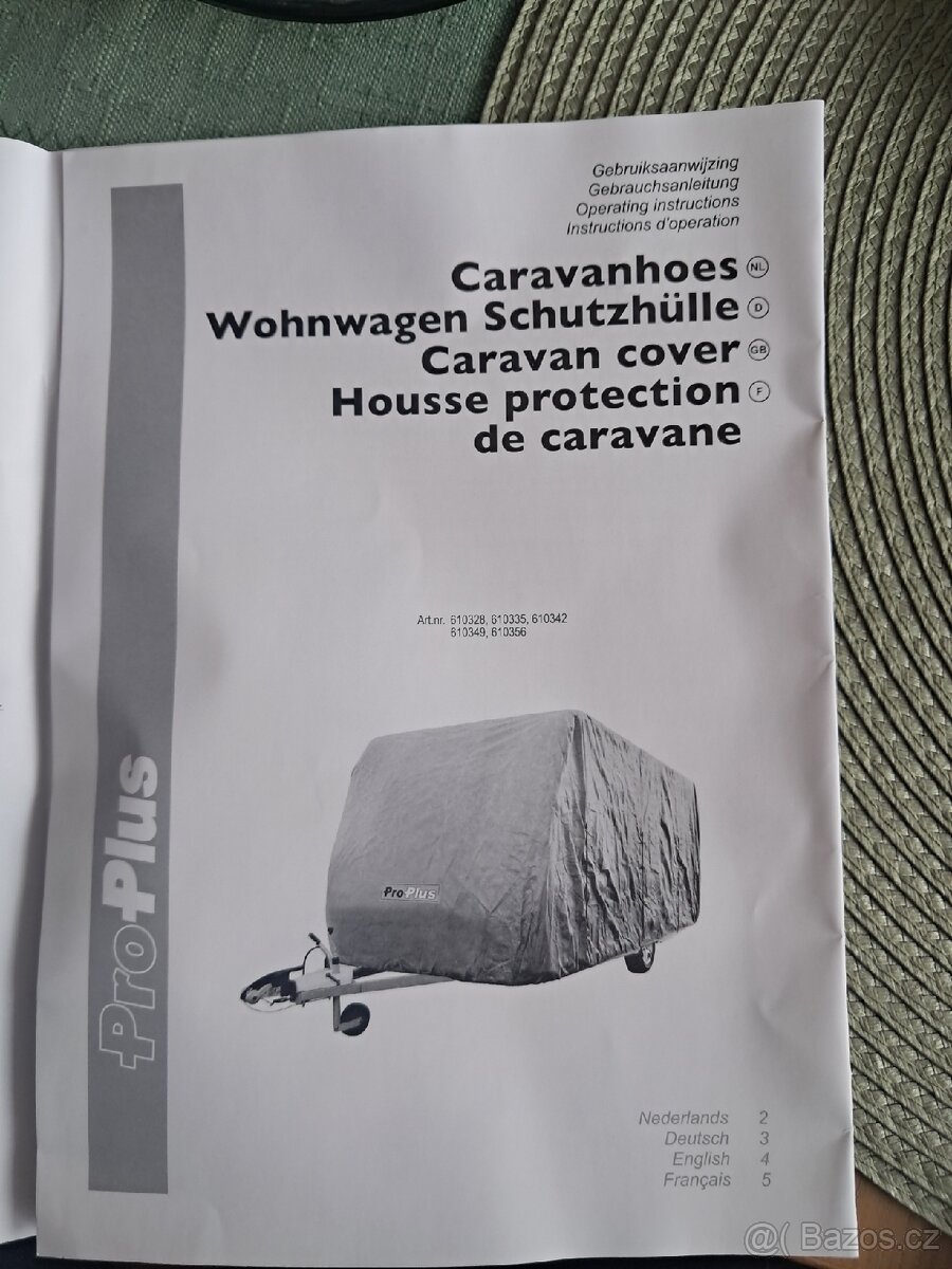 Krycí plachta na karavan