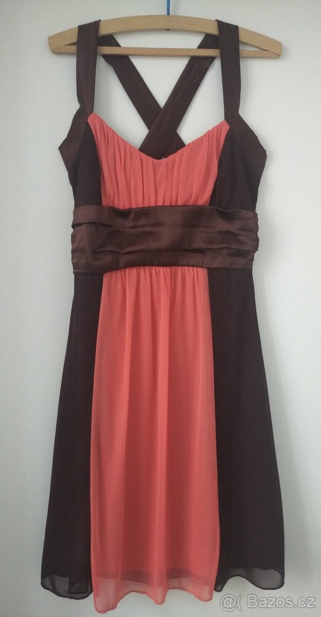 Krátké společenské šaty Taboo vel.S