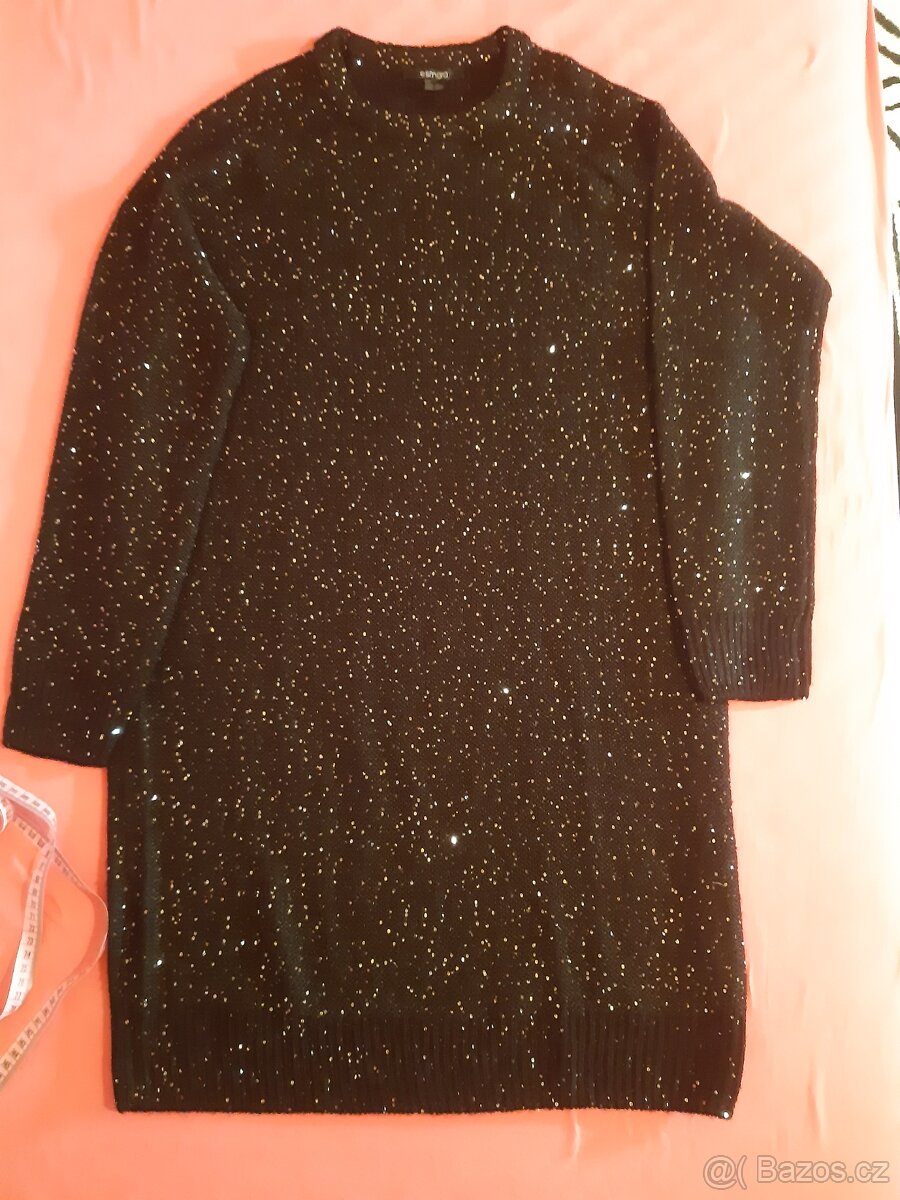 Černý svetr ( minišaty) s flitry L