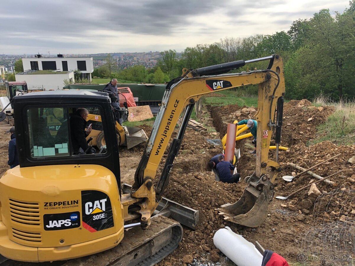 Zemní práce a nákladní doprava - Praha a okolí