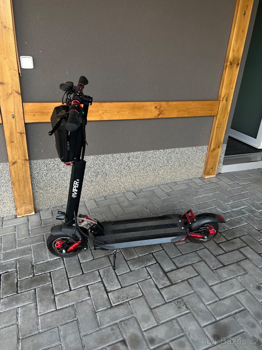 Elektrokoloběžka Viper 5S