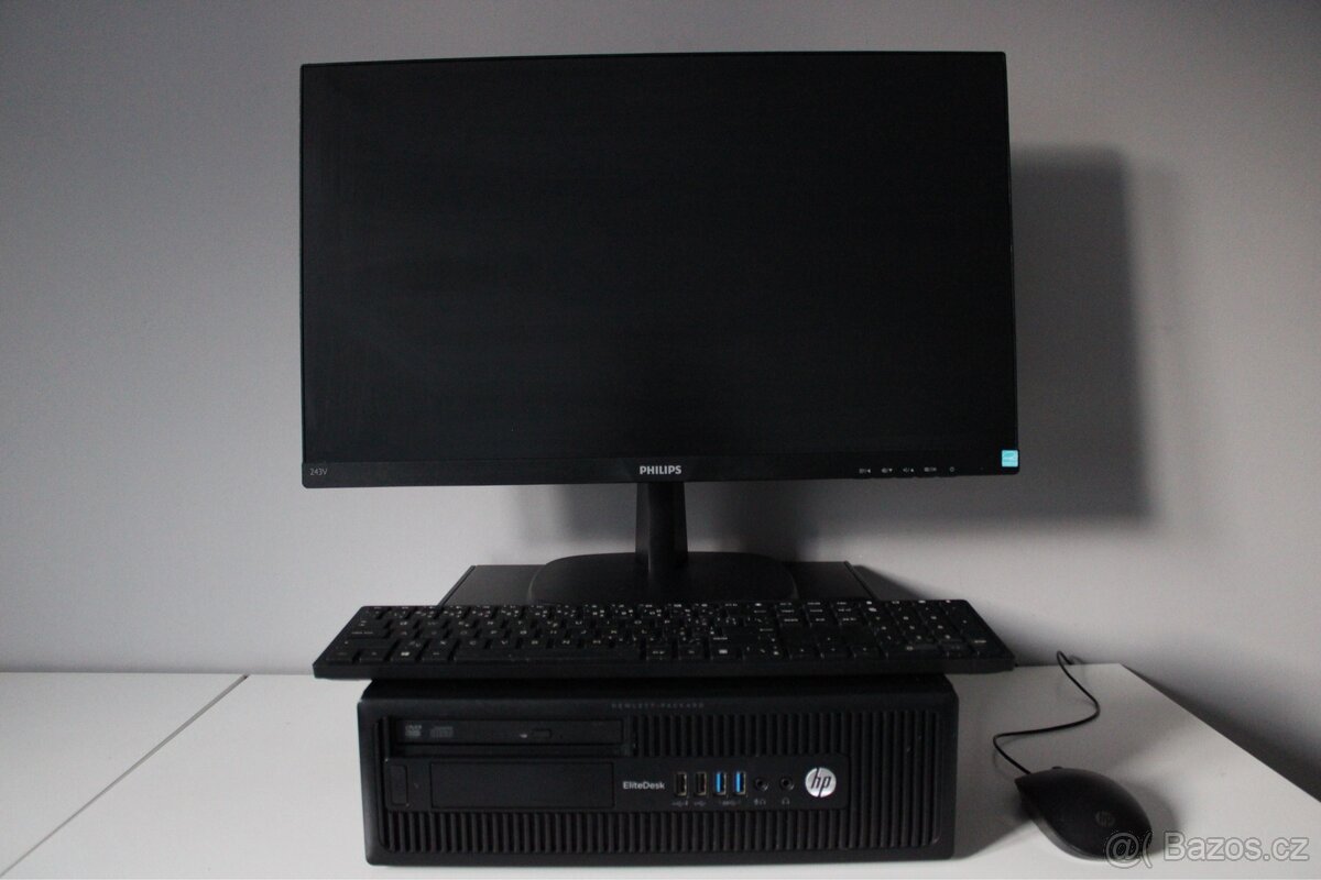 Kancelářský PC HP (komplet)