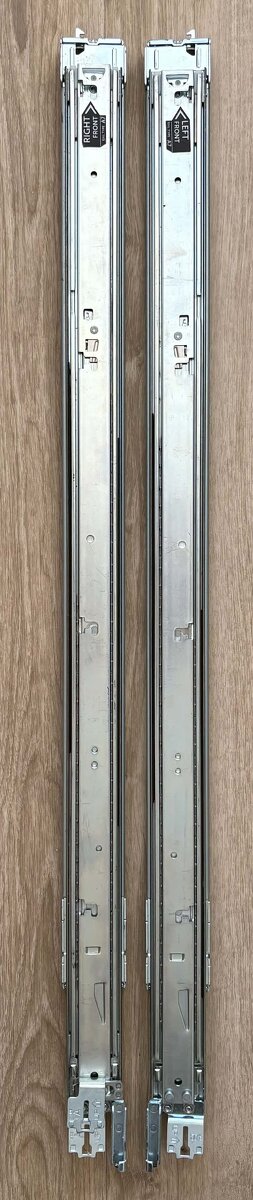 DELL PowerEdge lyziny, rack sliding rails