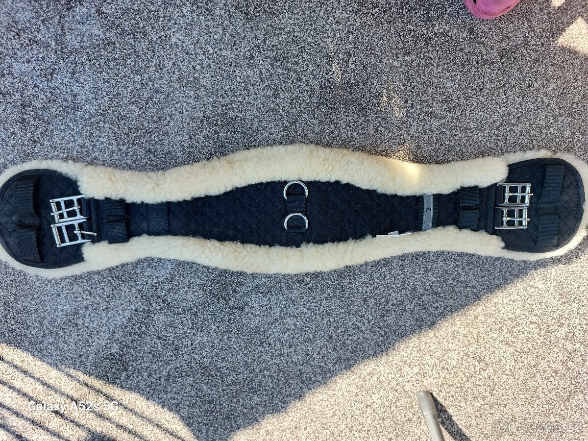 Drezurnípodbřišník s pravým beránkem 70 cm